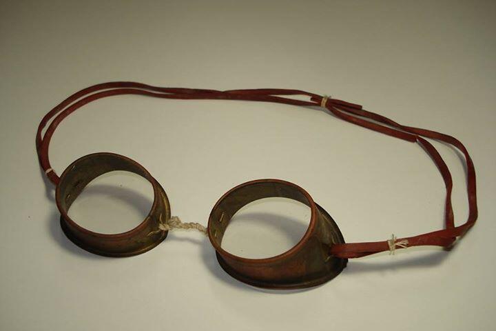 Terjual Jual Kacamata  Renang  SWANS made in japan 
