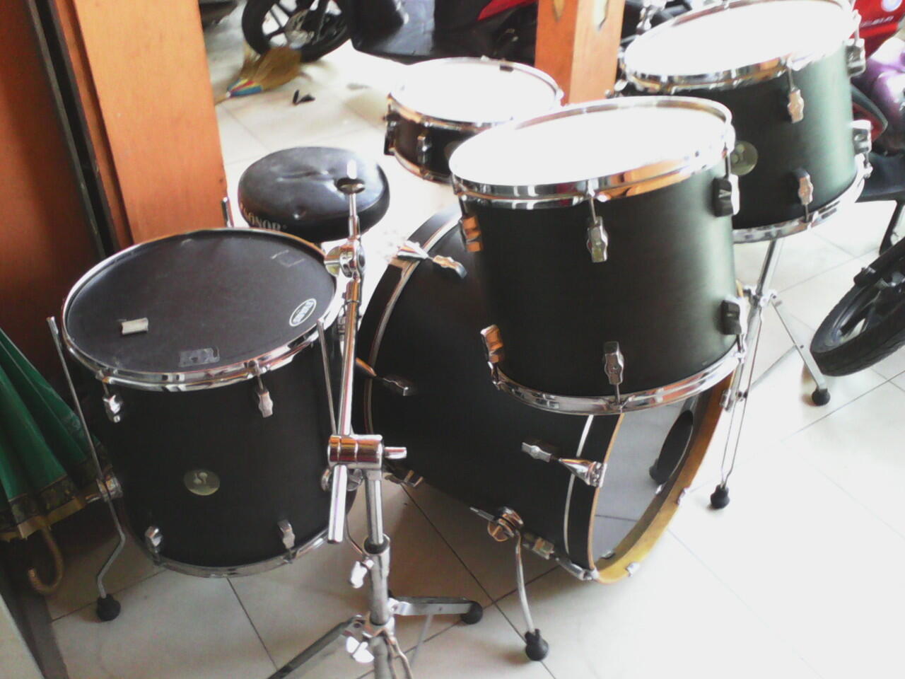 Drum Set sonor 2005