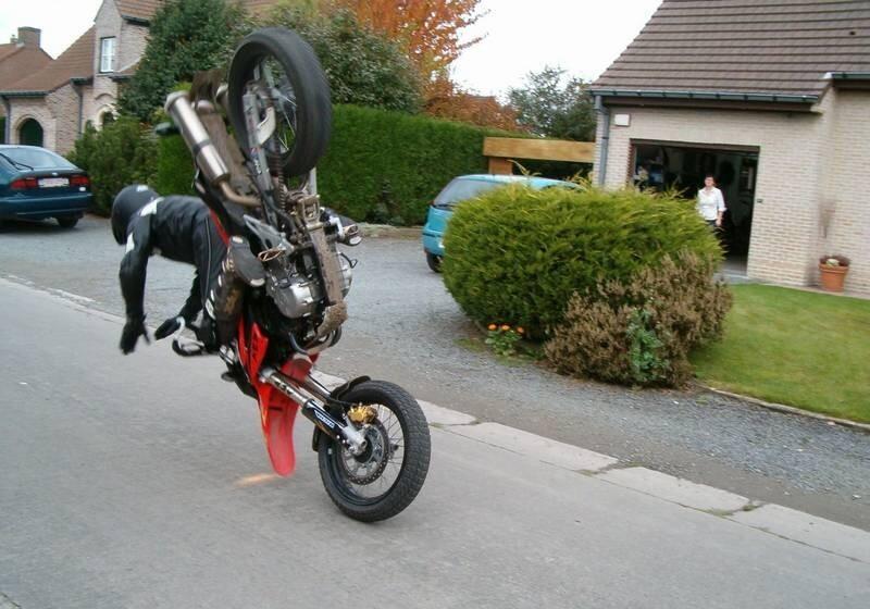 7 Tipe Pengendara Motor Ngeselin