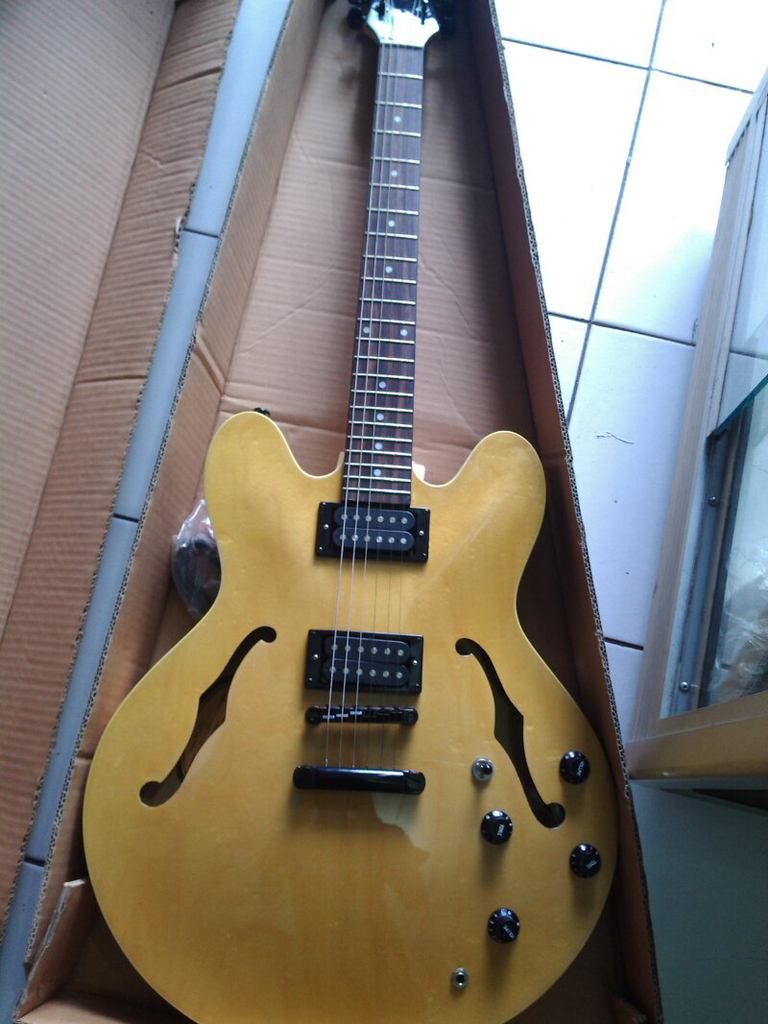 guitar epiphone dot archtop electric