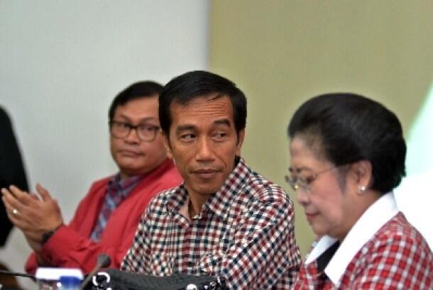 'Elektabilitas Jokowi Tak Bertambah Karena Tidak Amanah'
