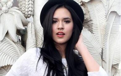 &#91;Celebs Zone&#93; Raisa #5 - Signature Bowler Hat