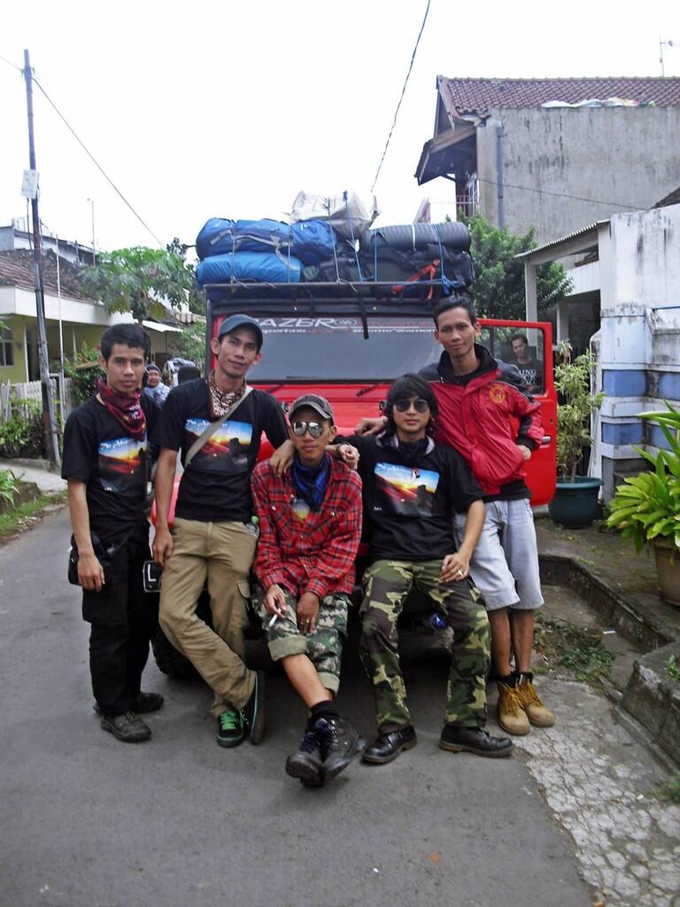 pendakian gunung tertinggi di pulau jawa