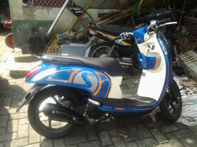 HONDA SCOOPY FI CW DP MURAH HANYA DI DEALER RESMI HONDA JAKARTA