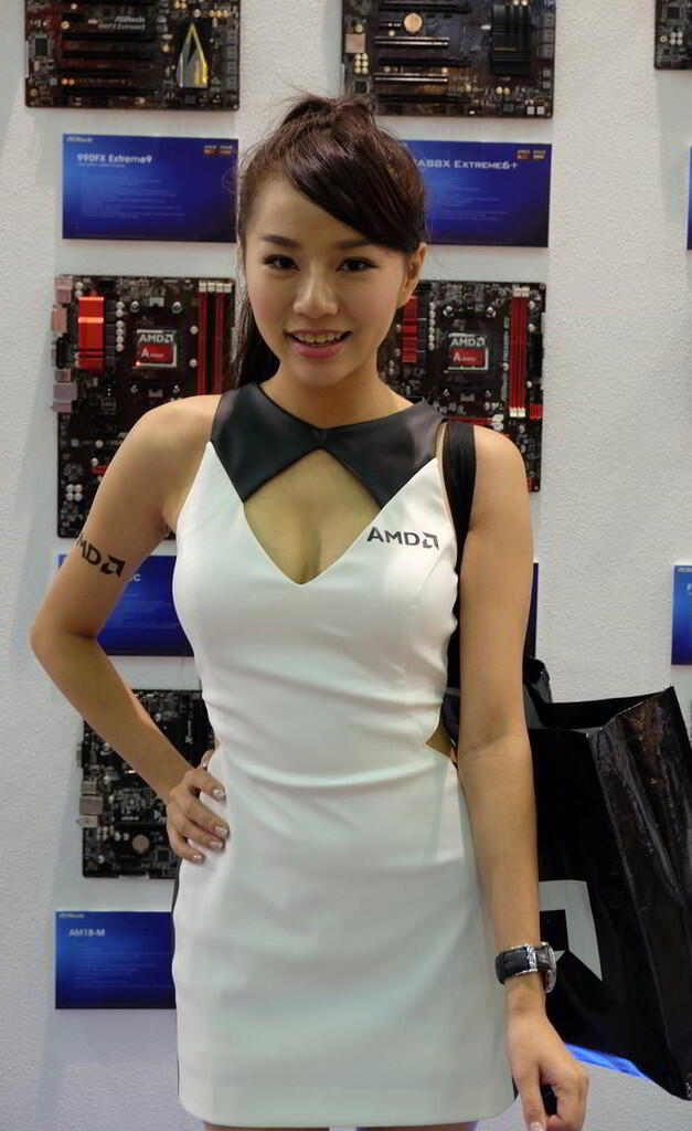 Melihat Booth Babes di Computex 2014, Taiwan