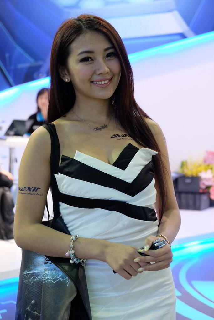 Melihat Booth Babes di Computex 2014, Taiwan