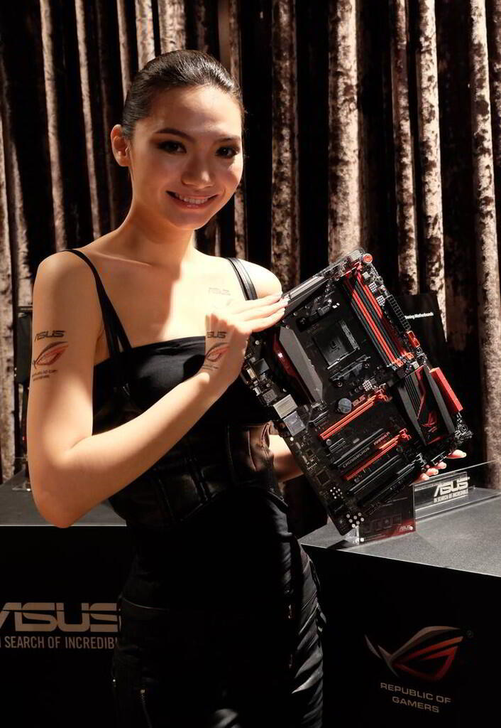 Melihat Booth Babes di Computex 2014, Taiwan