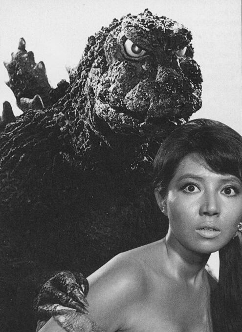 Apa Yang Dilakukan Godzilla Ketika Sedang 'Tidak Menghancurkan Gedung???