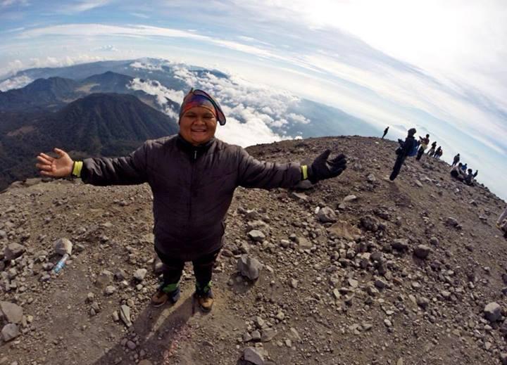 &#91;CATPER + VIDEO&#93; Menggapai Puncak Mahameru 3676 MDPL