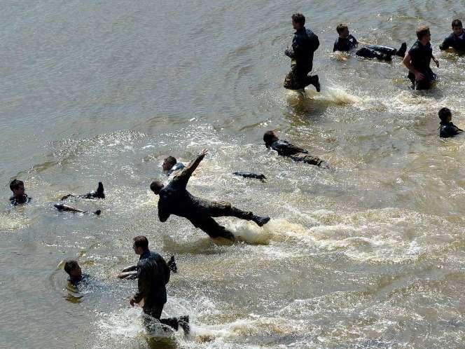 Melihat Pendidikan Angkat Laut AS Keras Gan ! 