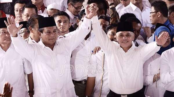 ( Jasmev Siap Lembur ) Prabowo-Hatta Unggul di Medsos