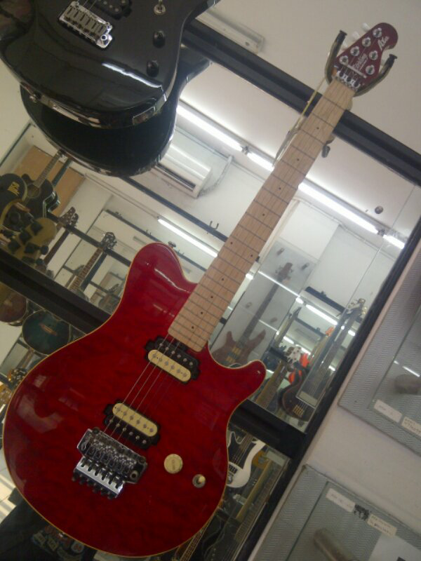 Sterling By Musicman AX40 - Indo