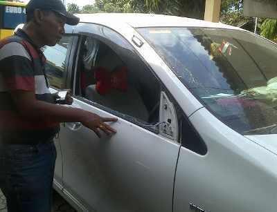 Pulang Latgab, Mobil Seorang Perwira Dirusak Sekelompok Remaja Bermotor