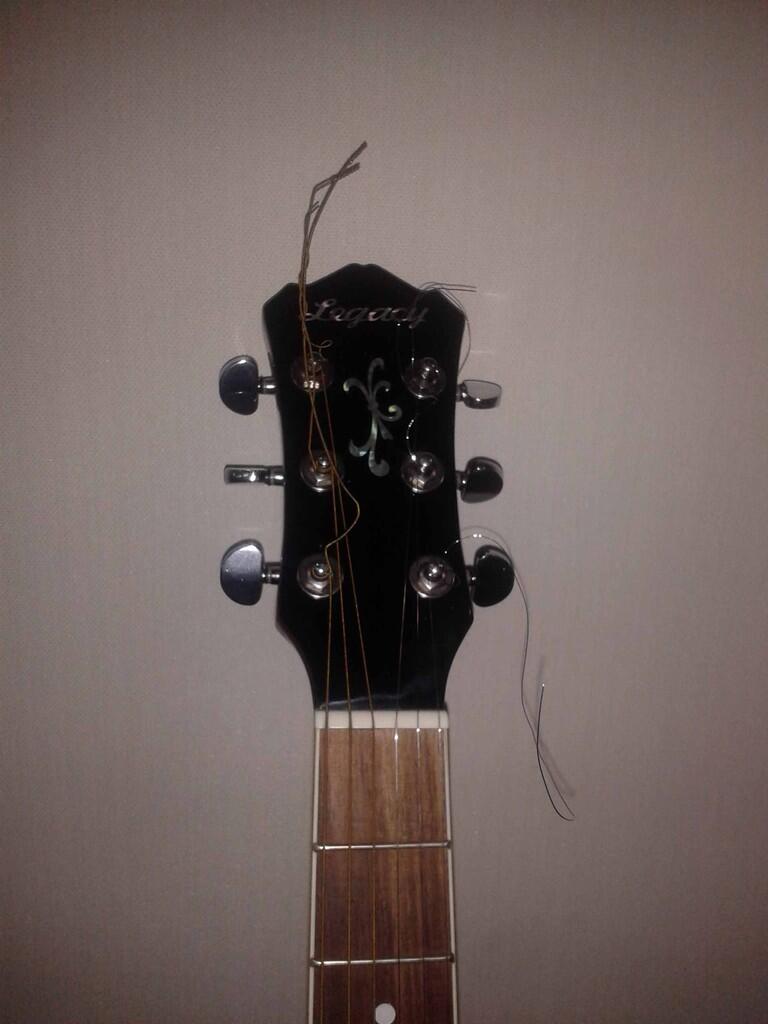 Gitar Akustik Legacy MJG-610N