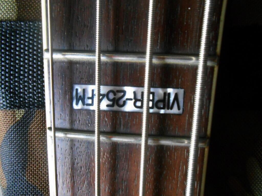 BASS LTD VIPER 254 FM ORI