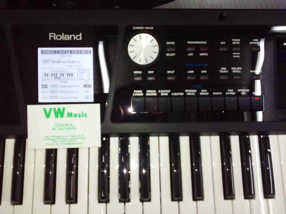 VW music...Jual berbagai macam keyboard OT Roland