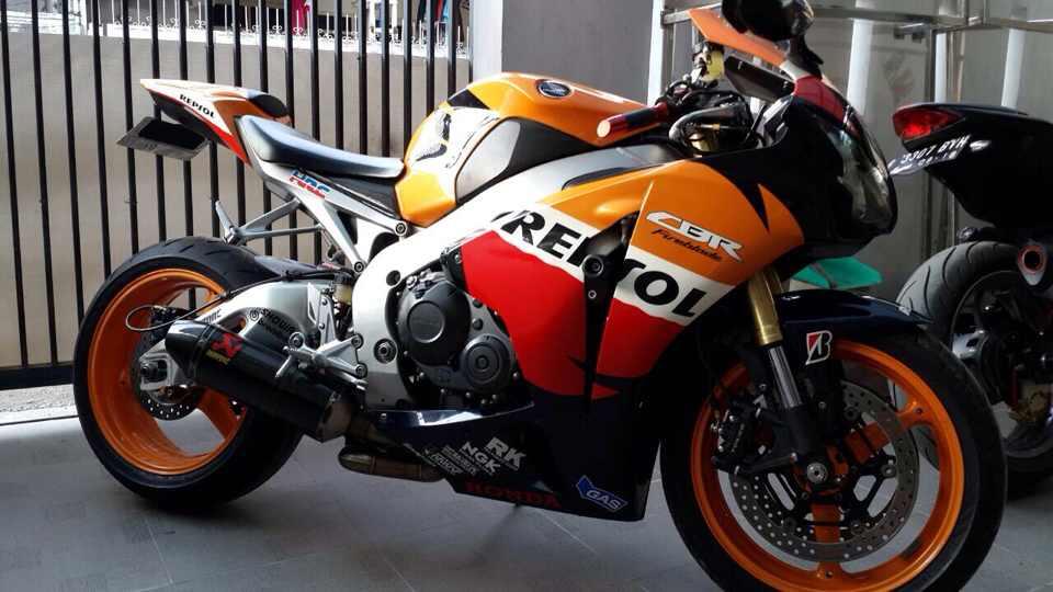 Honda CBR1000RR 2011