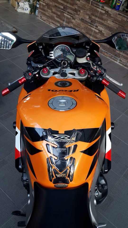 Honda CBR1000RR 2011