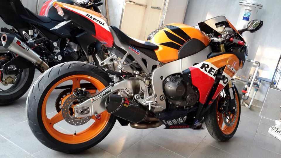 Honda CBR1000RR 2011
