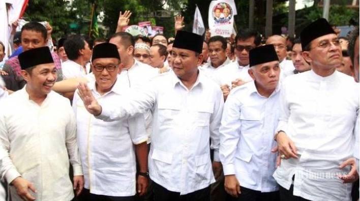 Prabowo: "Bangsa Indonesia Kadang-Kadang Naif dan Goblok!"