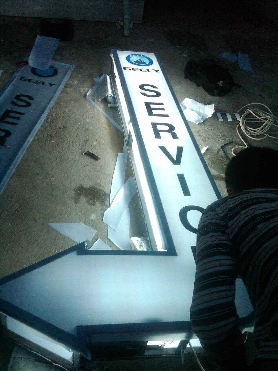 JASAPEMBUATANSIGNAGE,BILLBOARD,NEONBOX,NEON/PYLONSIGN,LETTER TIMBUL,PAJAK REKLAME
