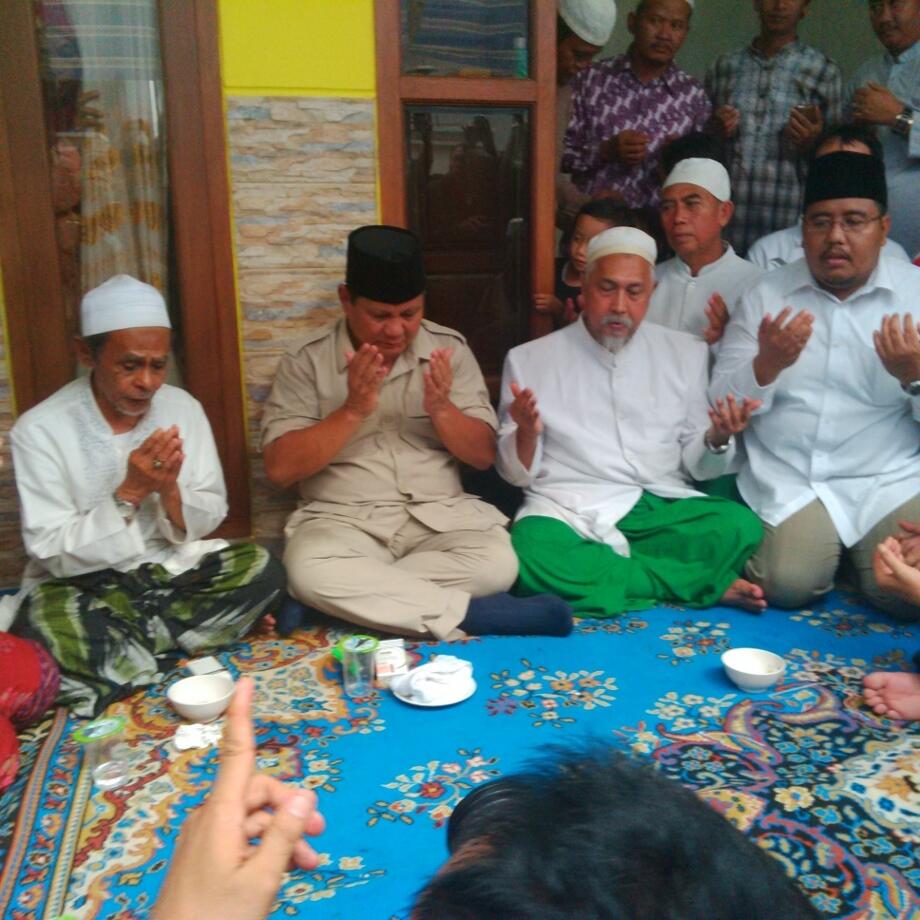 Gus Dur Dukung &amp; Ramalkan Prabowo Jadi Presiden