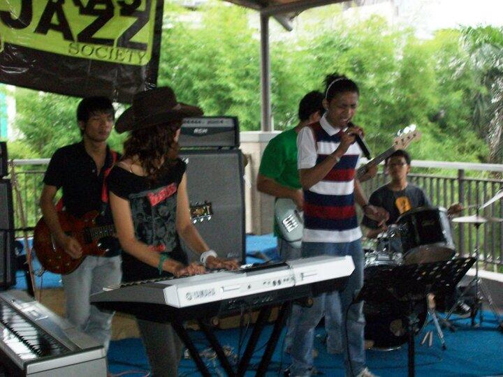 gathering ke 18 BEKASI JAZZ SOCIETY.. MAnggung, Ngejam disini,, Gratis