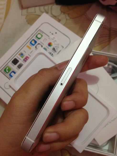 Terjual Iphone 5s silver 16 gb dan 32gb  KASKUS