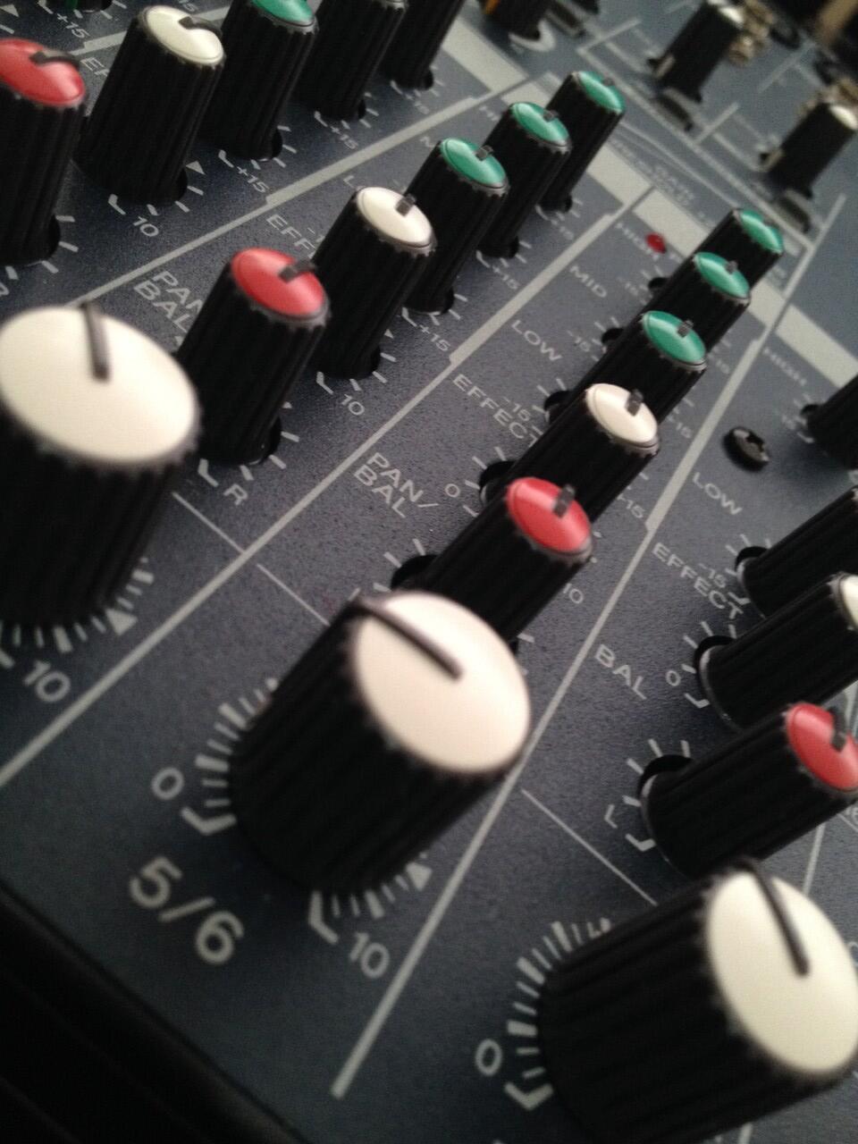 Mixer Board YAMAHA MG82CX Murah