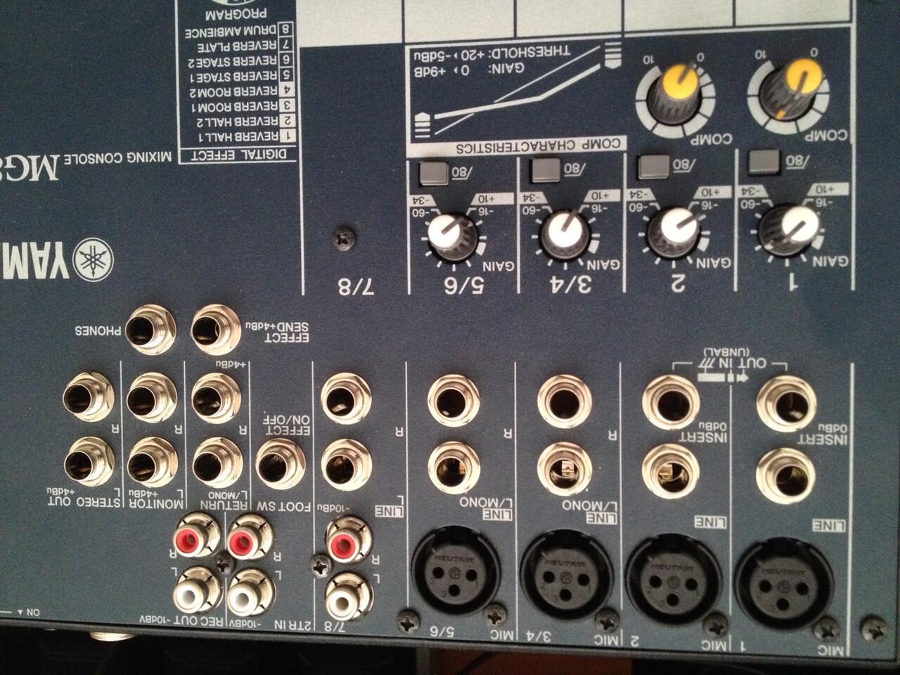 Mixer Board YAMAHA MG82CX Murah