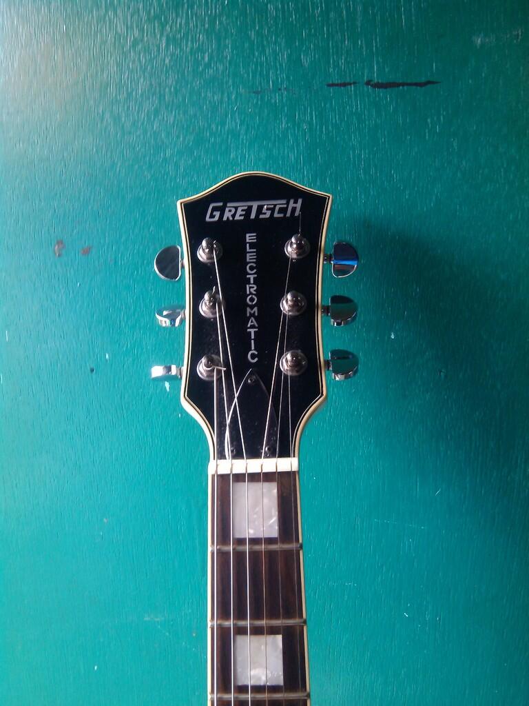 Gitar Elektrik Langka Gretsch Merah Bandung