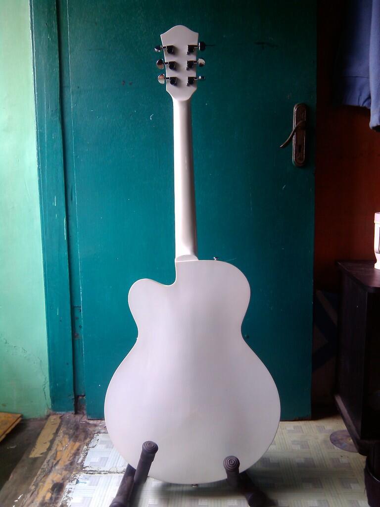 Gitar Elektrik Langka Gretsch Merah Bandung