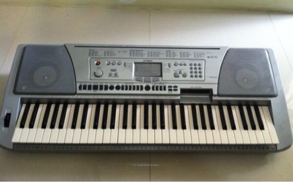 Keyboard yamaha psr 450