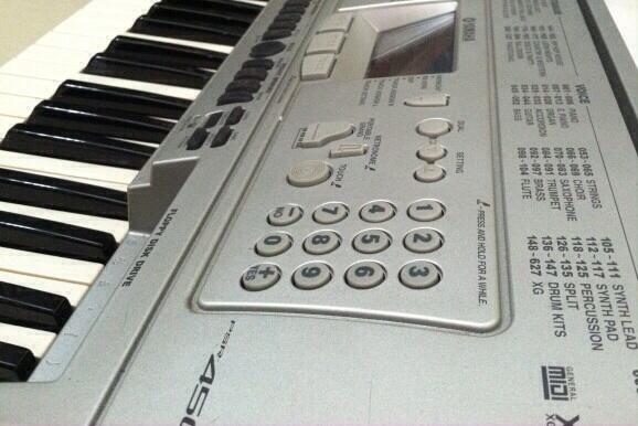 Keyboard yamaha psr 450