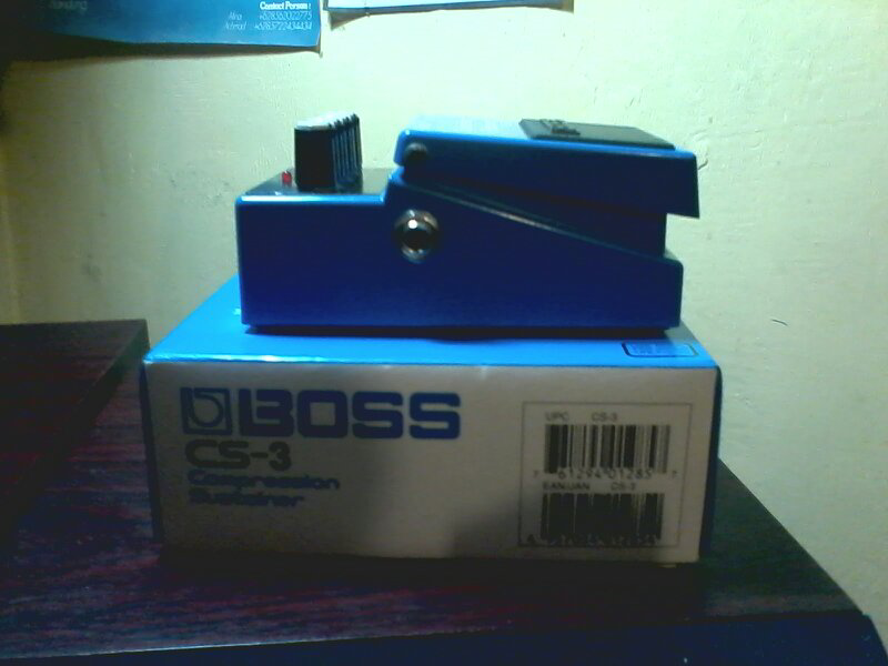 Efek Gitar Boss CS3 Compressor Sustainer