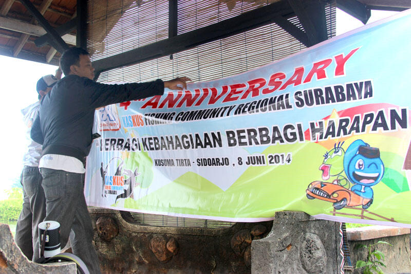 &#91;FR&#93; 4th Anniversary KFC Reg. Surabaya Bersama Panti Asuhan Hidayatul Umma &#91;FR&#93;