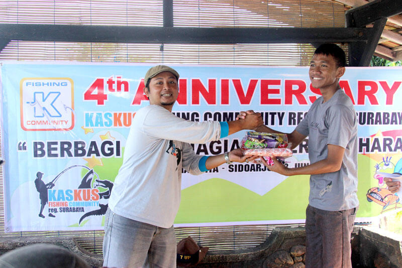 &#91;FR&#93; 4th Anniversary KFC Reg. Surabaya Bersama Panti Asuhan Hidayatul Umma &#91;FR&#93;