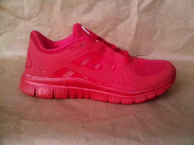 Terjual Sepatu cowo dan cewe NIKE,ADIDAS,PUMA,VANS BANDUNG 