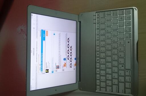 iPad Air Wifi + Cell 32 GB Silver Mulus WIth Keyboard