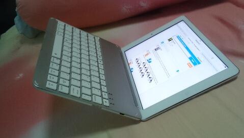 iPad Air Wifi + Cell 32 GB Silver Mulus WIth Keyboard