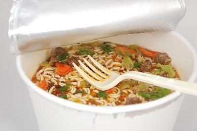 saya kapok makan mi cup