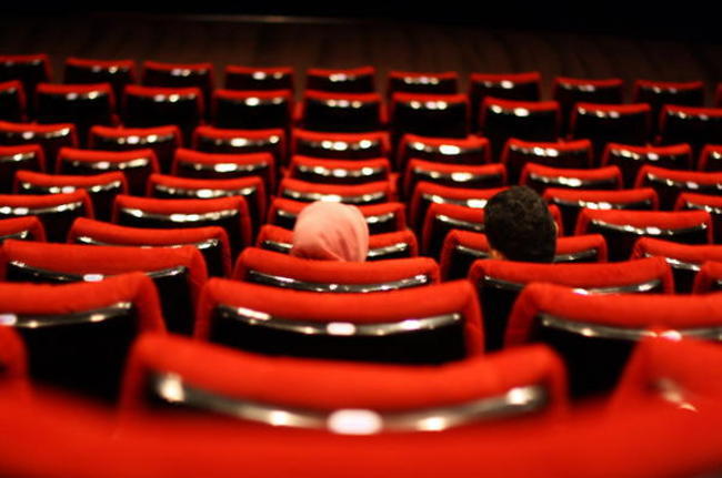 10 Tipe Penonton Bioskop yang Menyebalkan