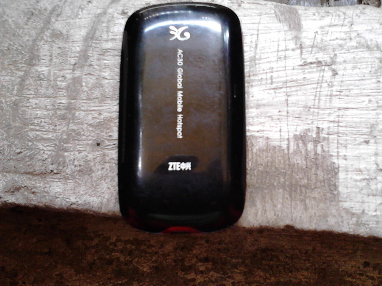 Terjual ZTE AC30 MiFi Modem WiFi Black Gsm Cdma Unlocked 