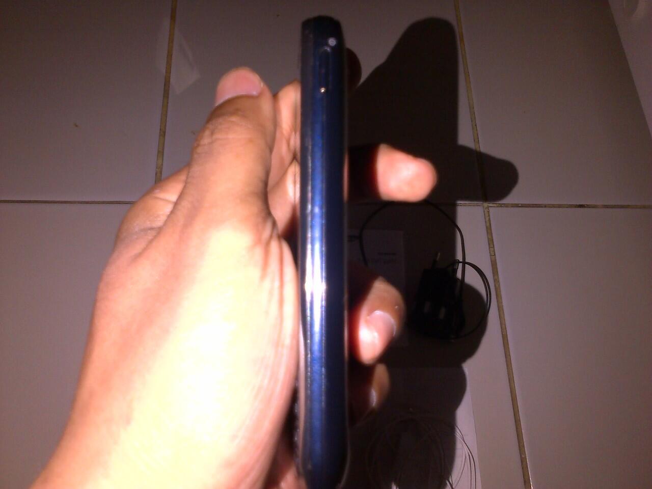 FS: Samsung Galaxy Ch@t GT-B5330 Ex. Garansi