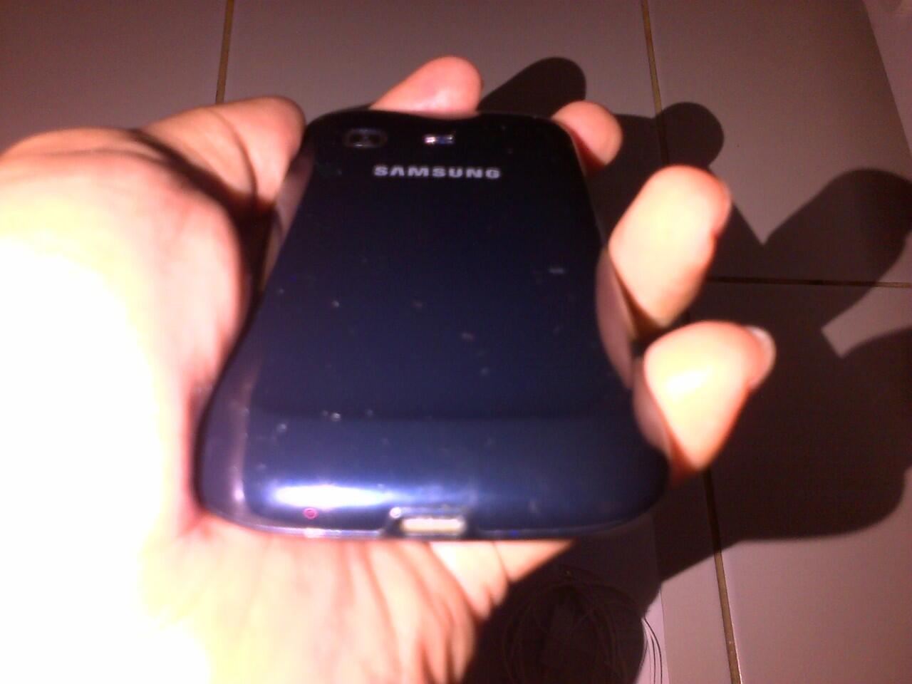 FS: Samsung Galaxy Ch@t GT-B5330 Ex. Garansi