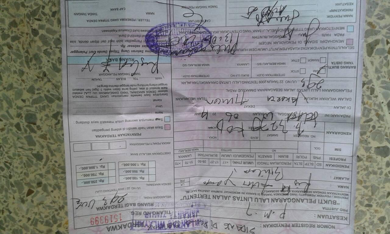 Kurang ajar!! polisi sekarang PEMBODOHAN PUBLIK!!