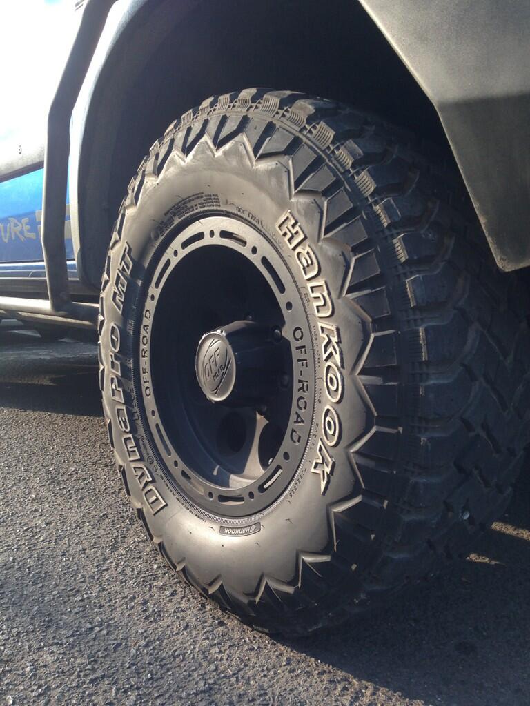Terjual WTS: VELG OFFROAD FORD EVEREST R16 + BAN HANKOOK 