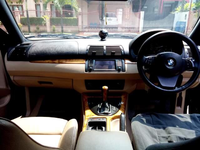 BMW X5 xDrive 30i,2004,Kondisi Istimewa