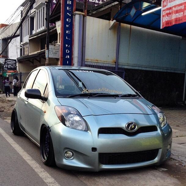 Jual Toyota Yaris 2007 type E MT modif stance