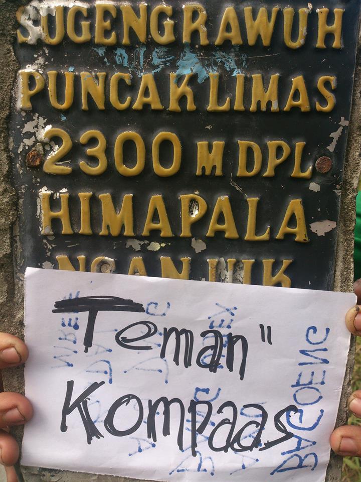 KOMUNITAS PECINTA ALAM AREK SUROBOYO (KOMPAAS)